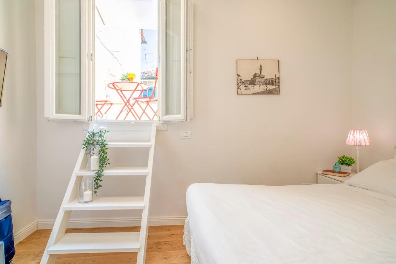 Roofscape View Apartment Florenz